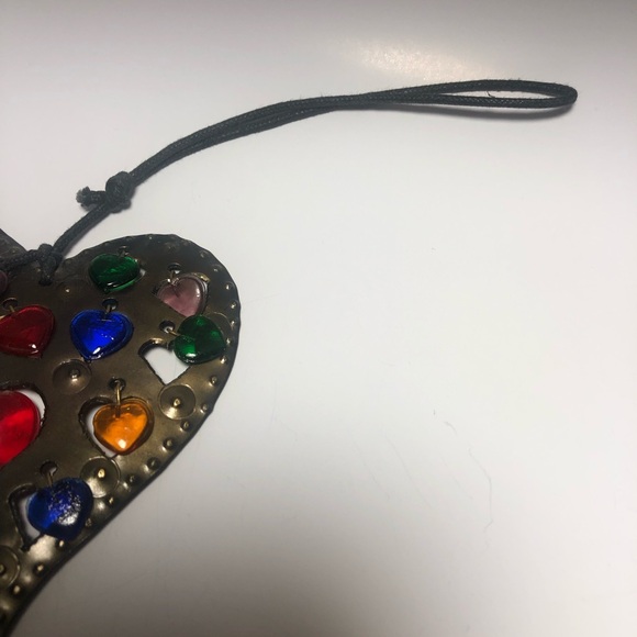 Artisan hanging heart with bell - Picture 5 of 7